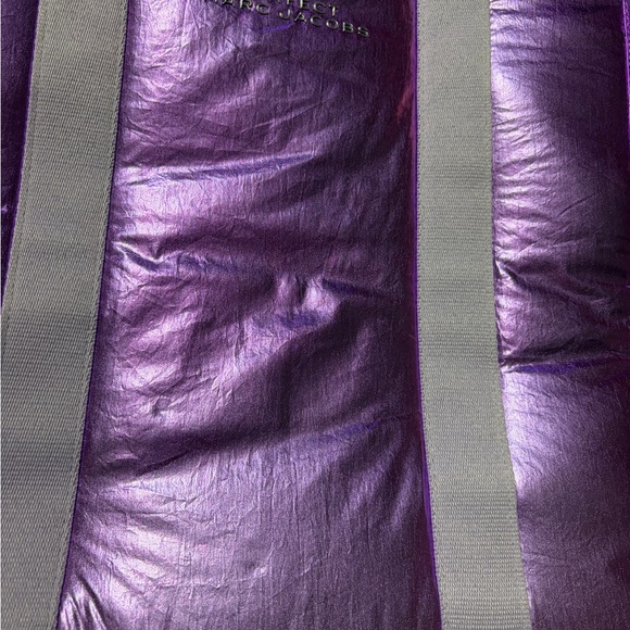 Marc Jacobs Shiny Purple Tote Bag - Picture 13 of 15